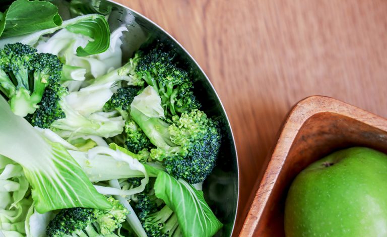 Broccoli und Apfel