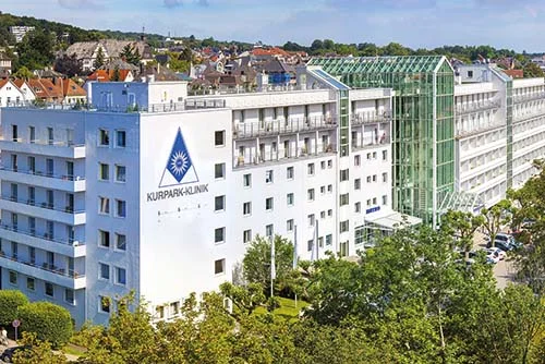 Aussenansicht der Kurpark-Klinik in Bad Nauheim
